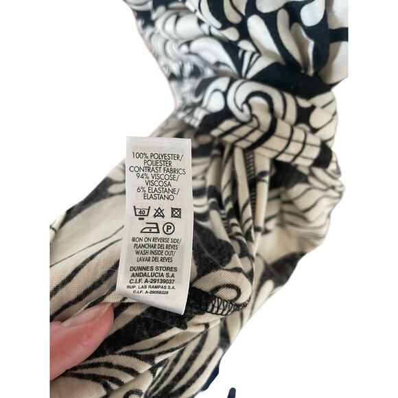 Y2K Dunnes Dress Babydoll Black And Ivory Geometric Pattern Empire Waist Sz 6 - Picture 6 of 6